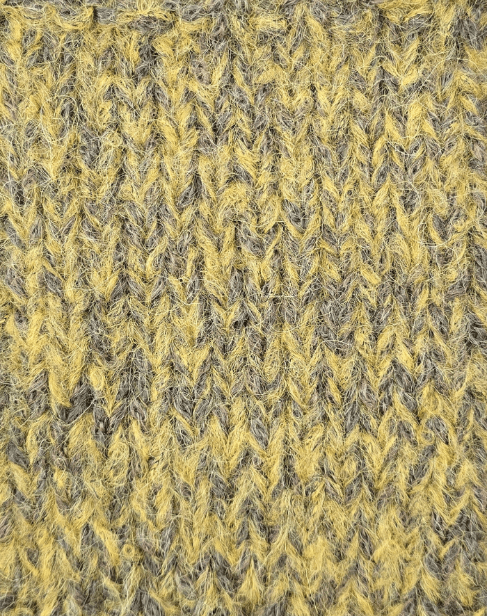 Nora Plaid strikkekit