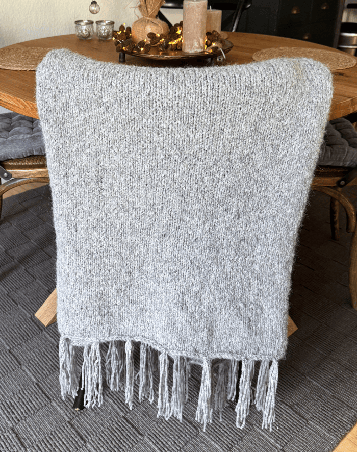 Nora Plaid strikkekit