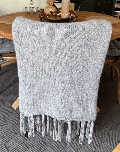 Nora Plaid strikkekit