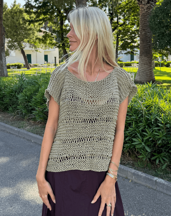 Mona Top Strikkekit